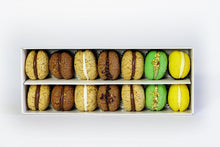 Carica l&#39;immagine nel visualizzatore di Gallery, Baci di Dama Gift Box
